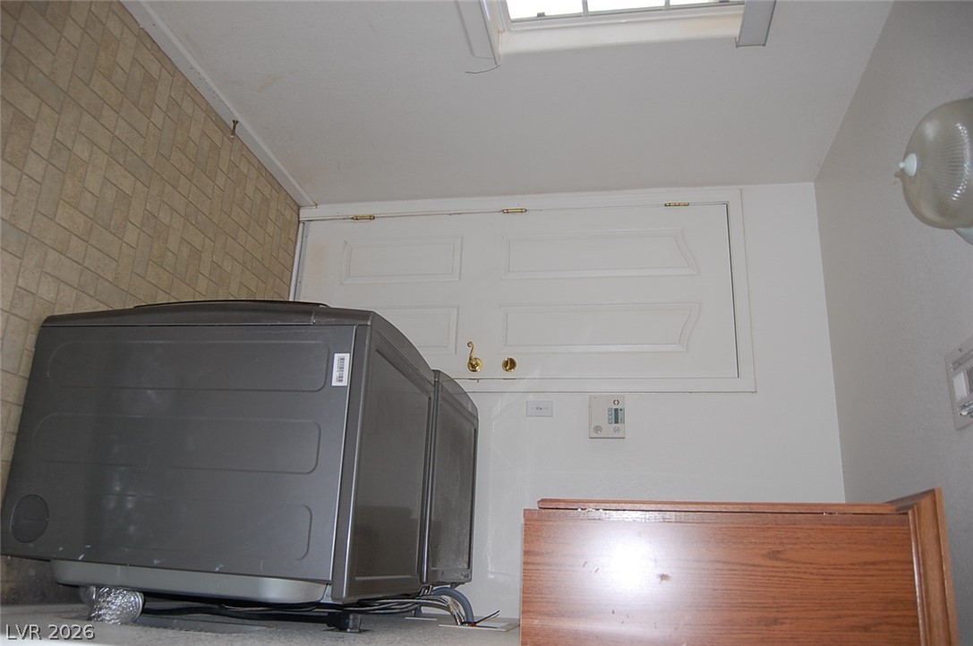 4911 East Ridgewood Drive Property Photo 26