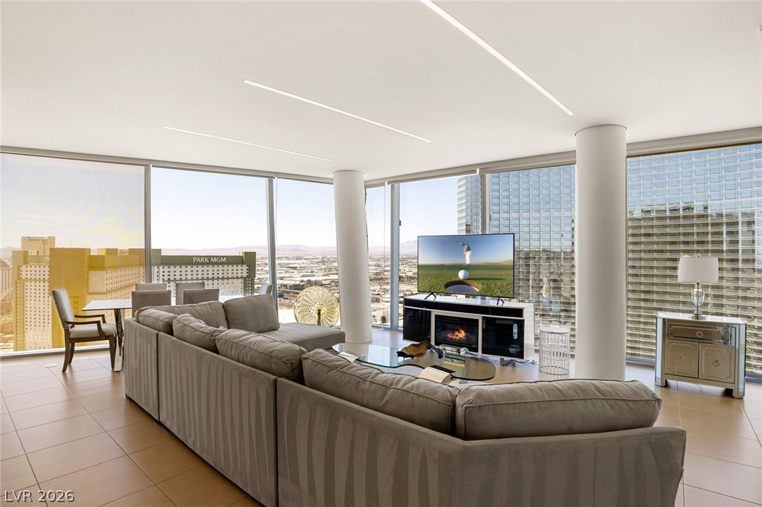 3726 Las Vegas Boulevard 2904 Property Photo 8