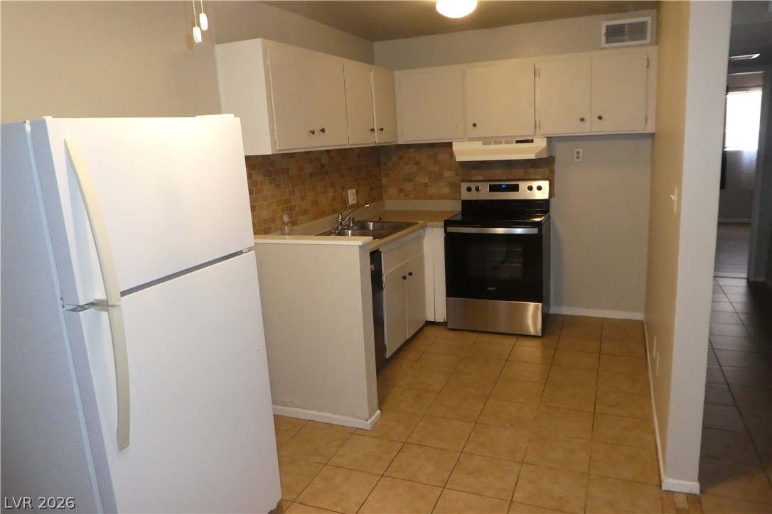 212 Orland Street 30 Property Photo 7