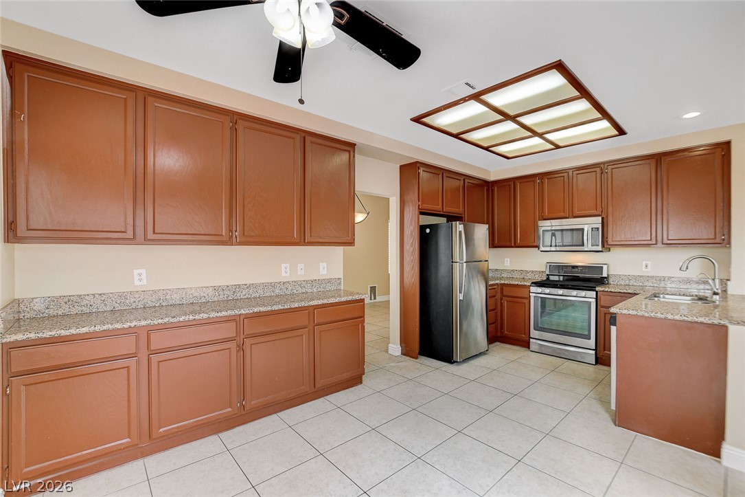 1612 Country Hollow Drive Property Photo 22