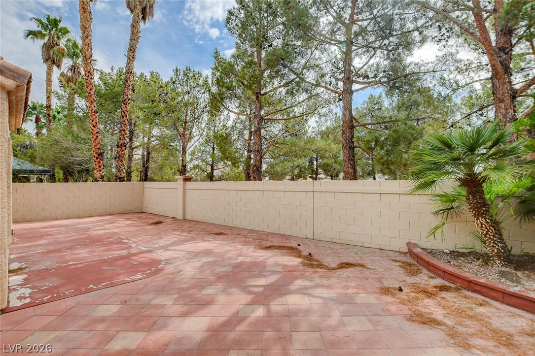 1612 Country Hollow Drive Property Photo 48