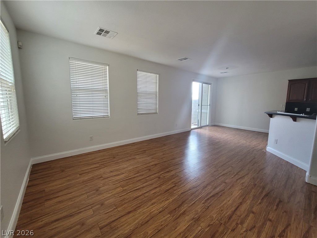 6140 Pine Villa Avenue 103 Property Photo 11