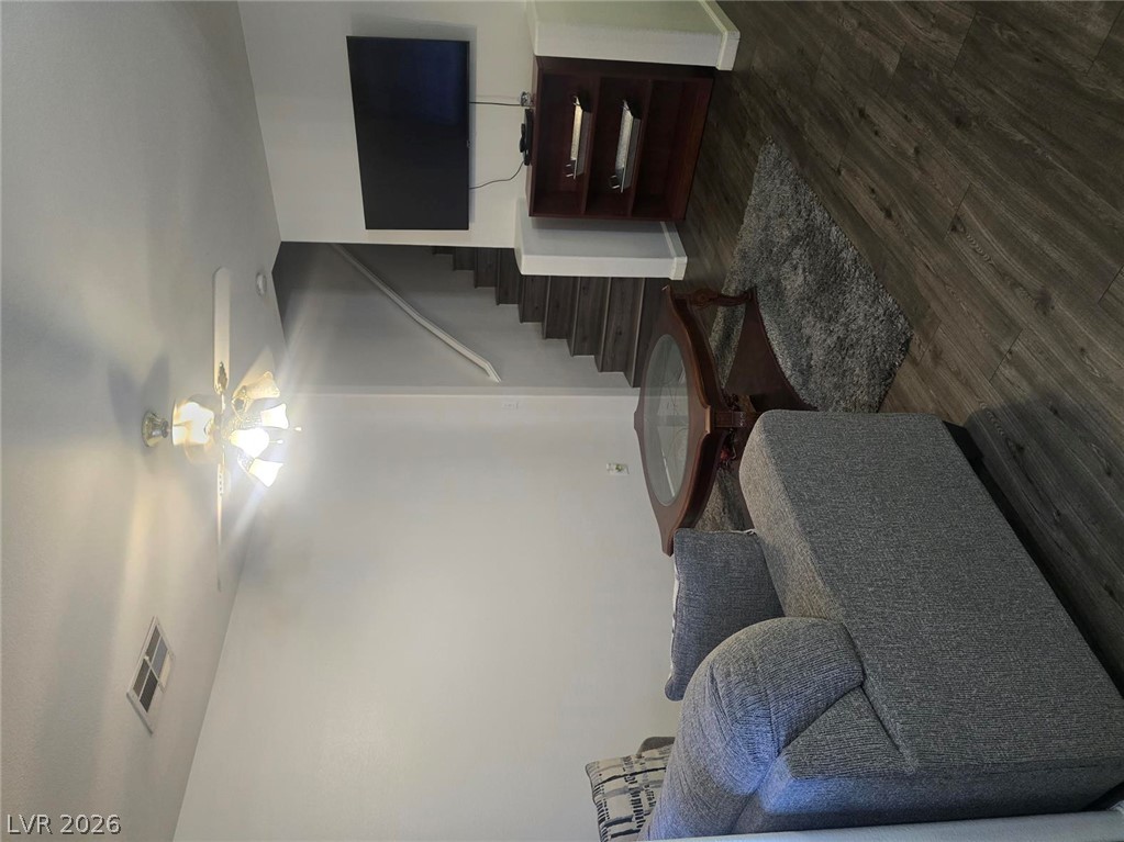 1009 Nevada Sky Street Property Photo 2