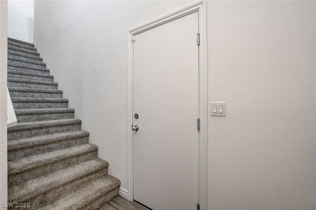25 Barbara Lane 82 Property Photo 6