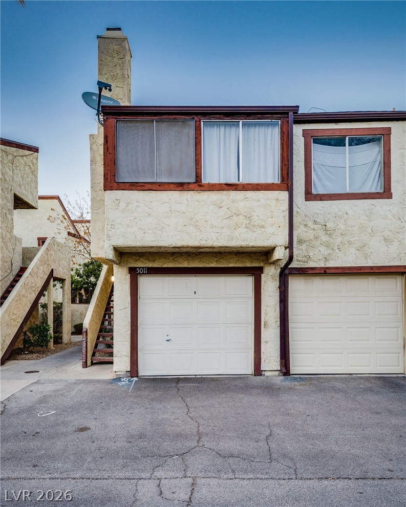 5011 Spencer Street B Property Photo 1