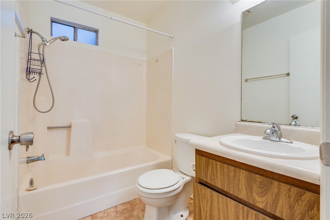 5011 Spencer Street B Property Photo 21