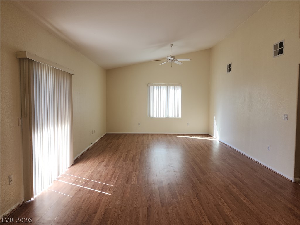 3917 Lazy Pine Street 201 Property Photo 5