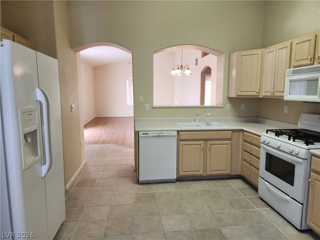 3917 Lazy Pine Street 201 Property Photo 11