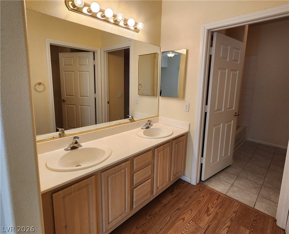 3917 Lazy Pine Street 201 Property Photo 18