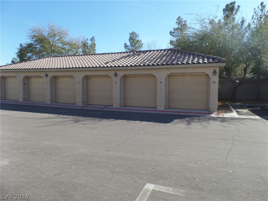 3917 Lazy Pine Street 201 Property Photo 29