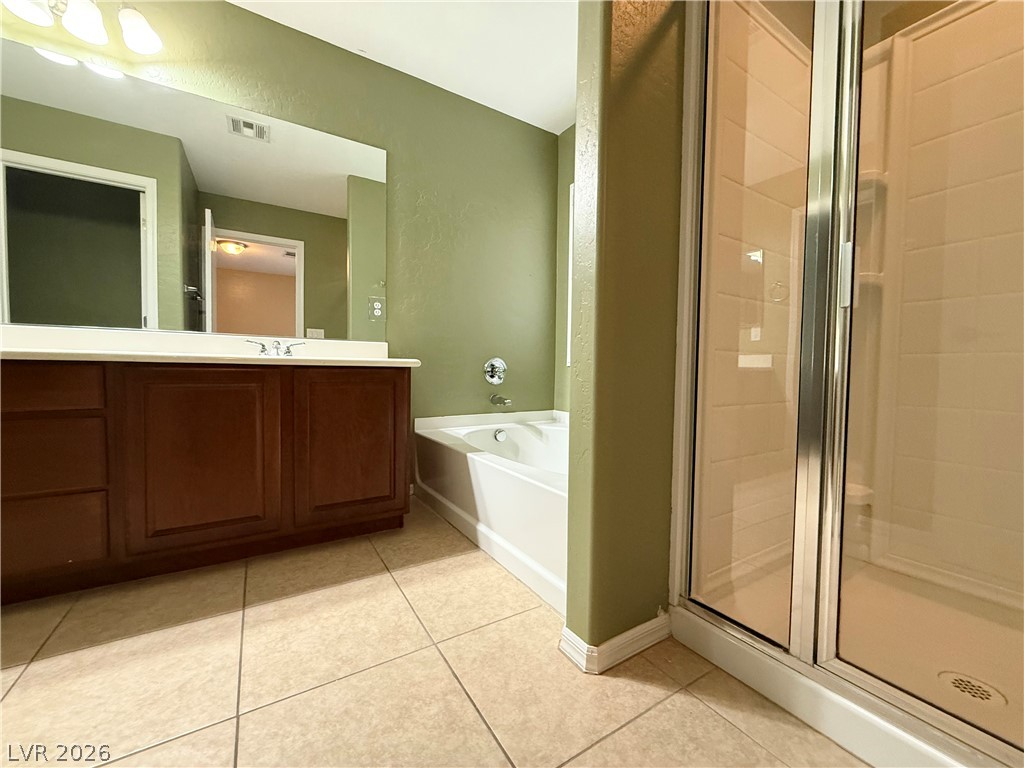 11833 Bussero Court Property Photo 18