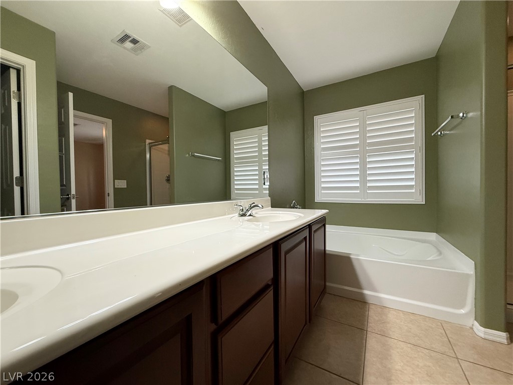11833 Bussero Court Property Photo 20