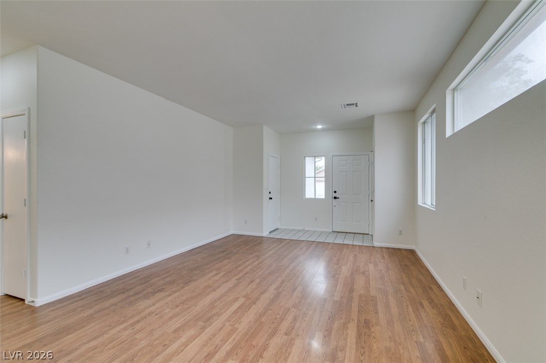 9912 Oriole Crest Court Property Photo 13