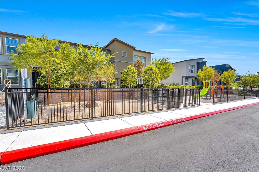 4820 Orchid Ridge Avenue Property Photo 4