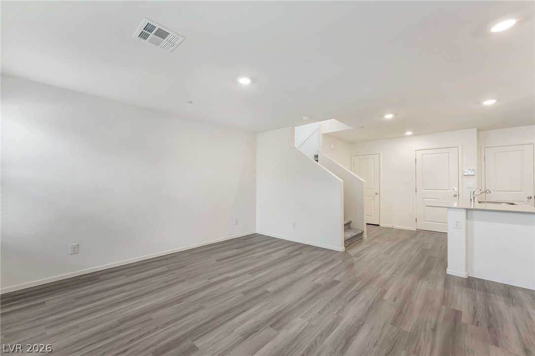 4820 Orchid Ridge Avenue Property Photo 5