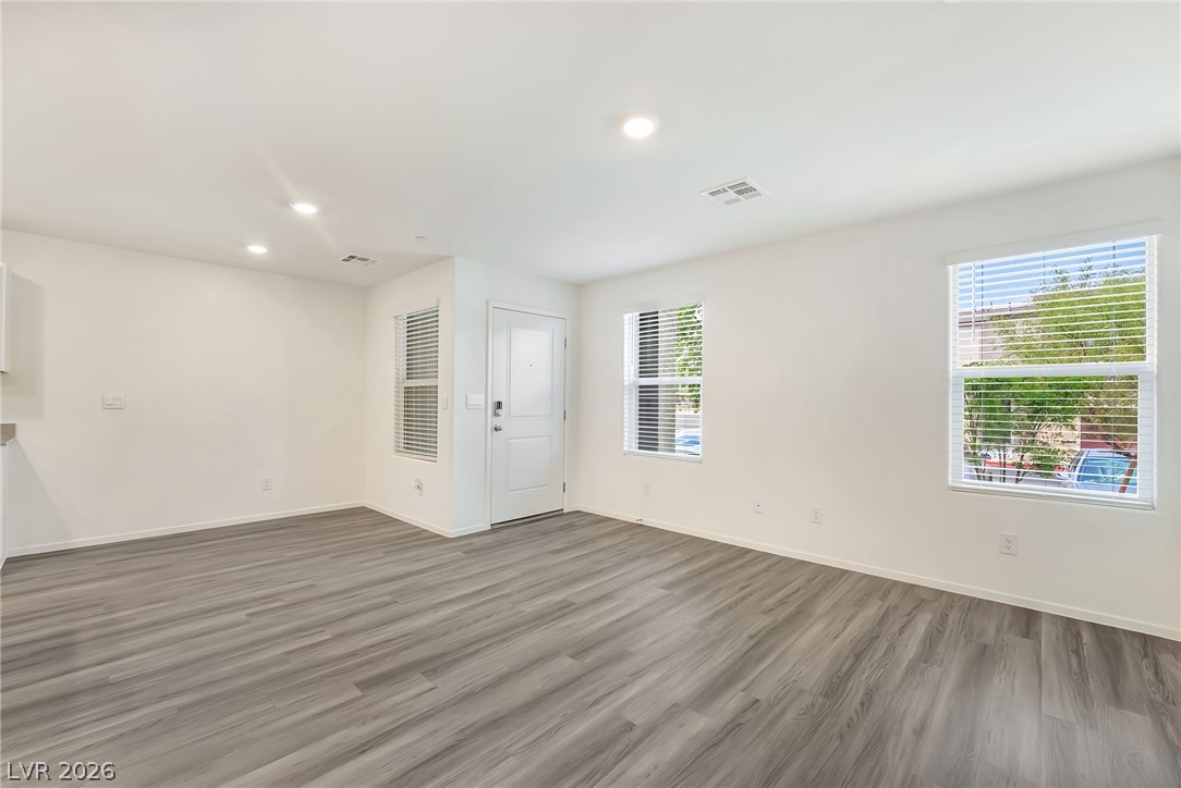 4820 Orchid Ridge Avenue Property Photo 6
