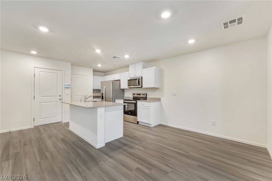 4820 Orchid Ridge Avenue Property Photo 7
