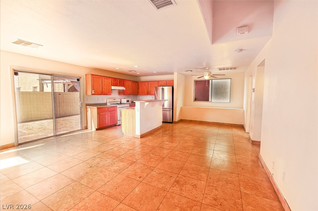 4133 Kemble Court Property Photo 15