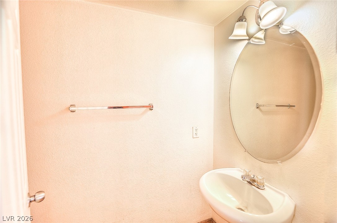 4133 Kemble Court Property Photo 18