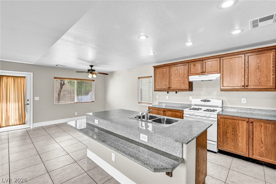 224 Dog Leg Drive Property Photo 17