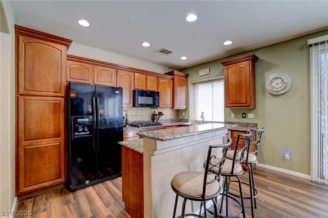 9831 Twin Mill Street Property Photo 6
