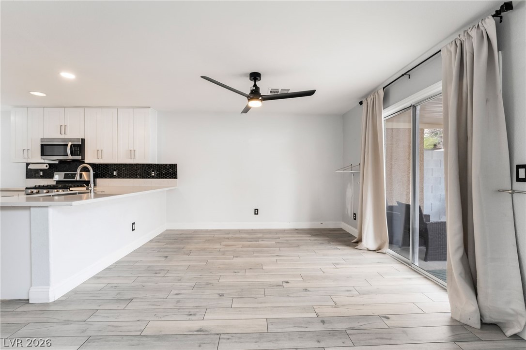 10244 Amber Hue Lane Property Photo 5