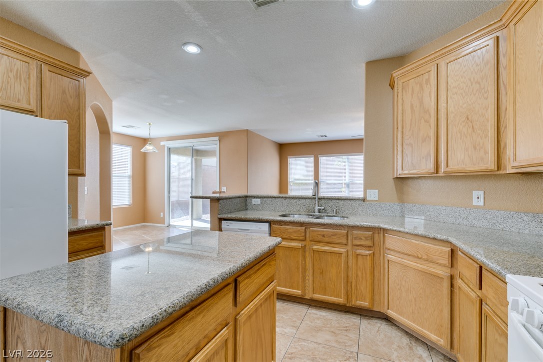 815 Chameleon Star Avenue Property Photo 23