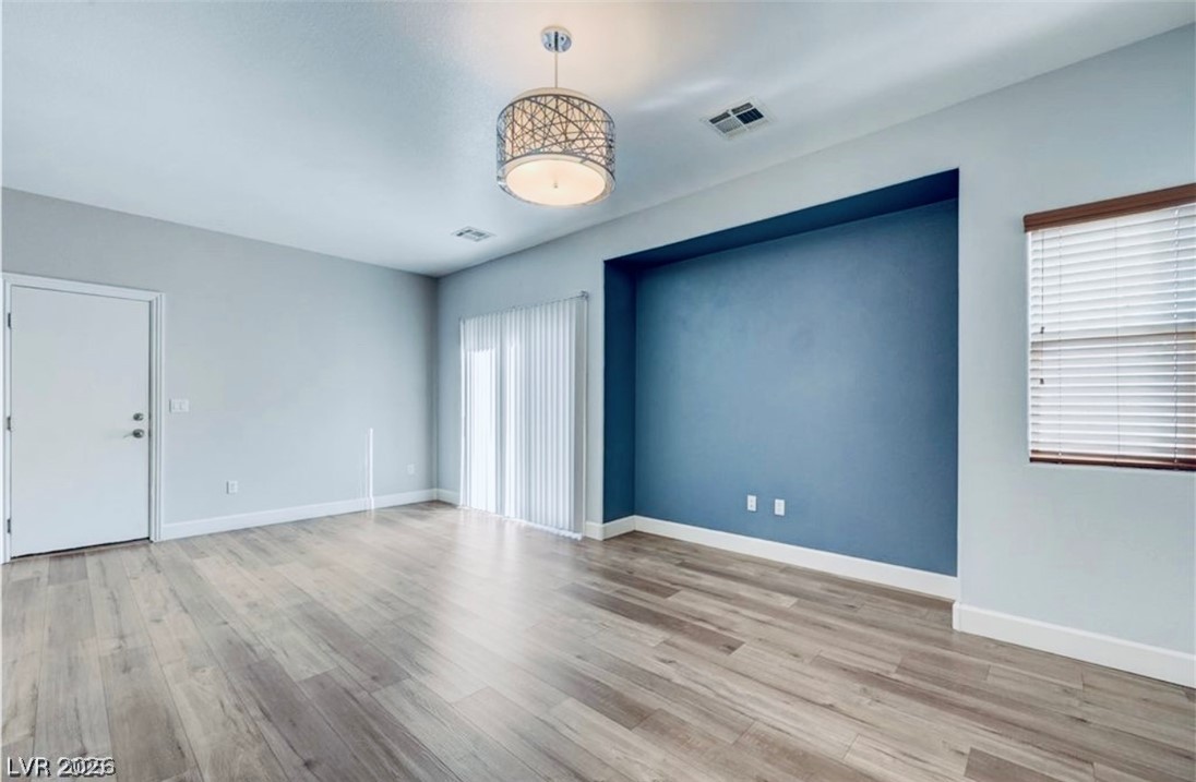 128 Tilbury Avenue Property Photo 12