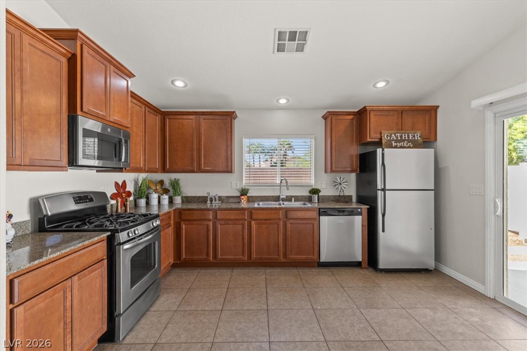 5257 Sand Dollar Avenue Property Photo 9
