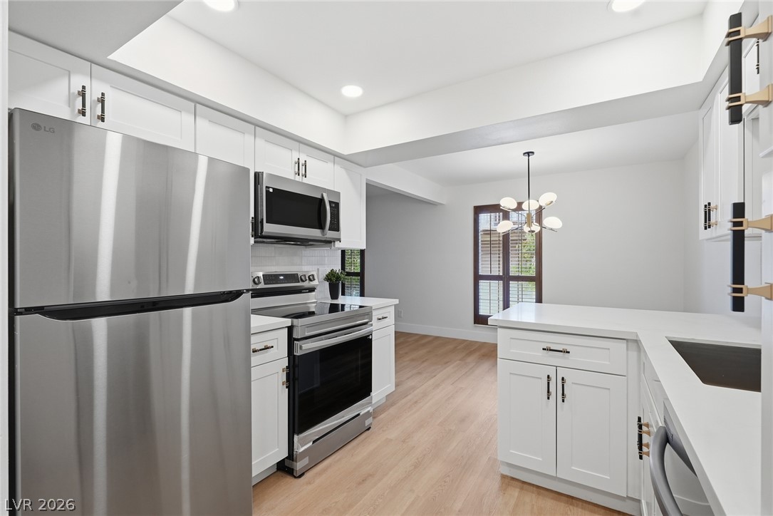 3045 Pinehurst Drive B Property Photo 4