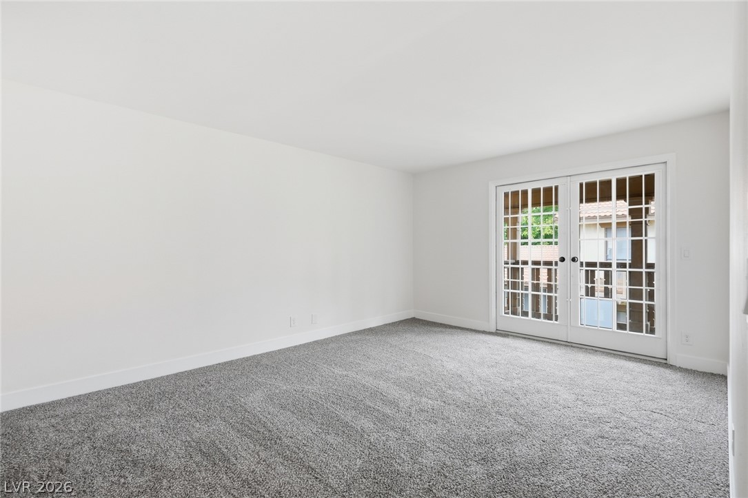 3045 Pinehurst Drive B Property Photo 11