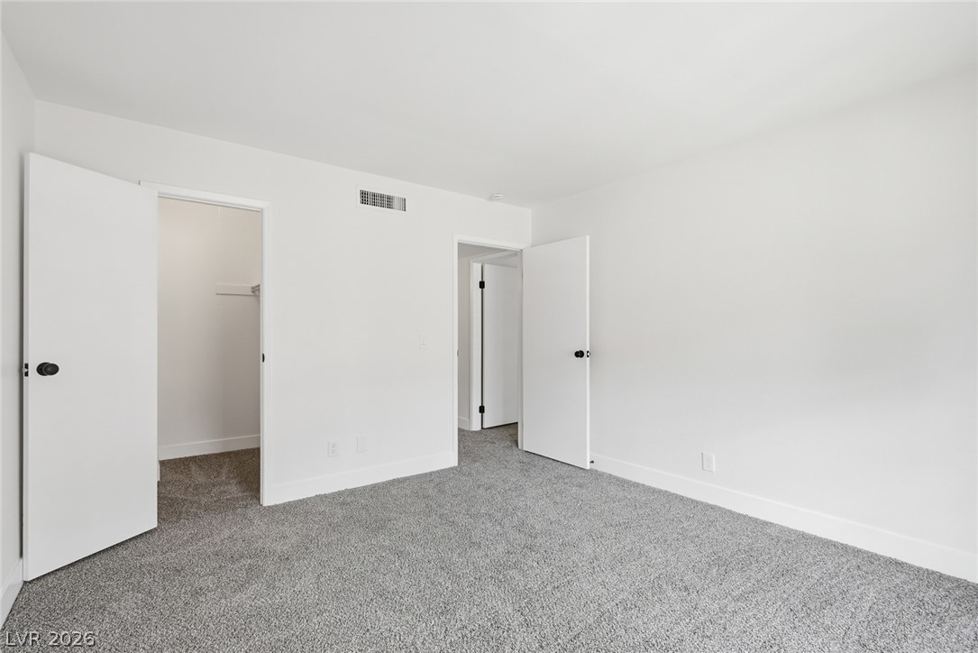 3045 Pinehurst Drive B Property Photo 12