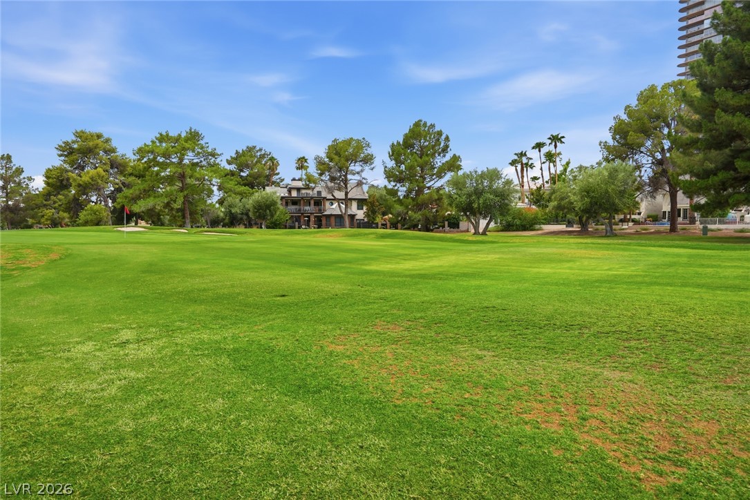 3045 Pinehurst Drive B Property Photo 25