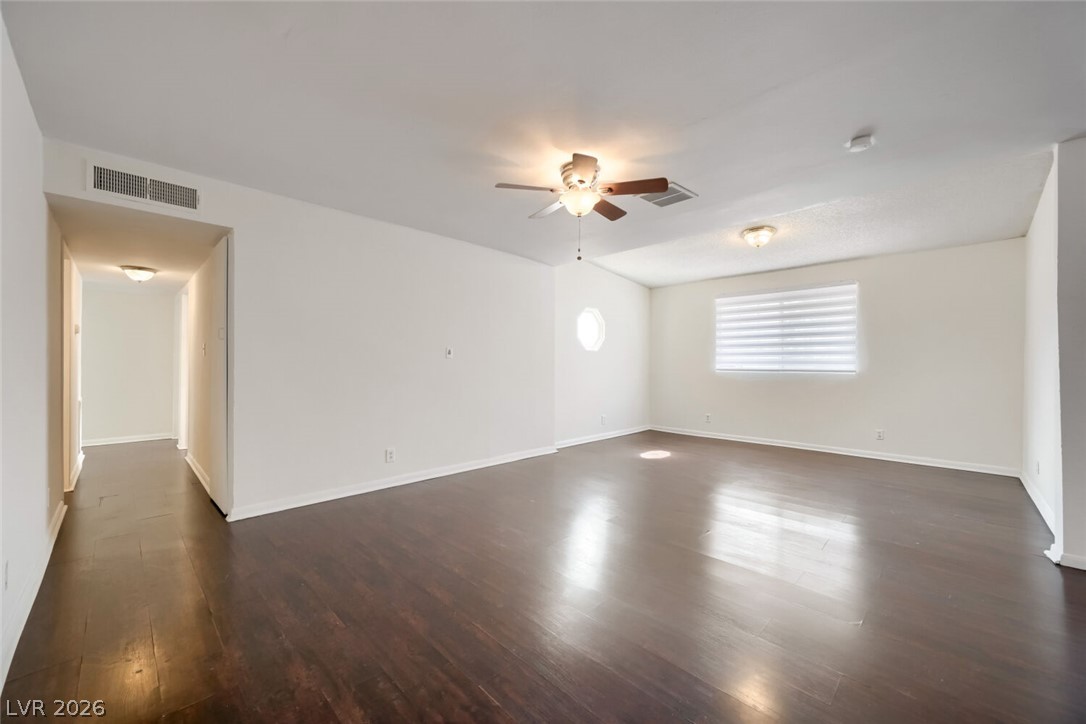 6512 Evergreen Avenue Property Photo 4