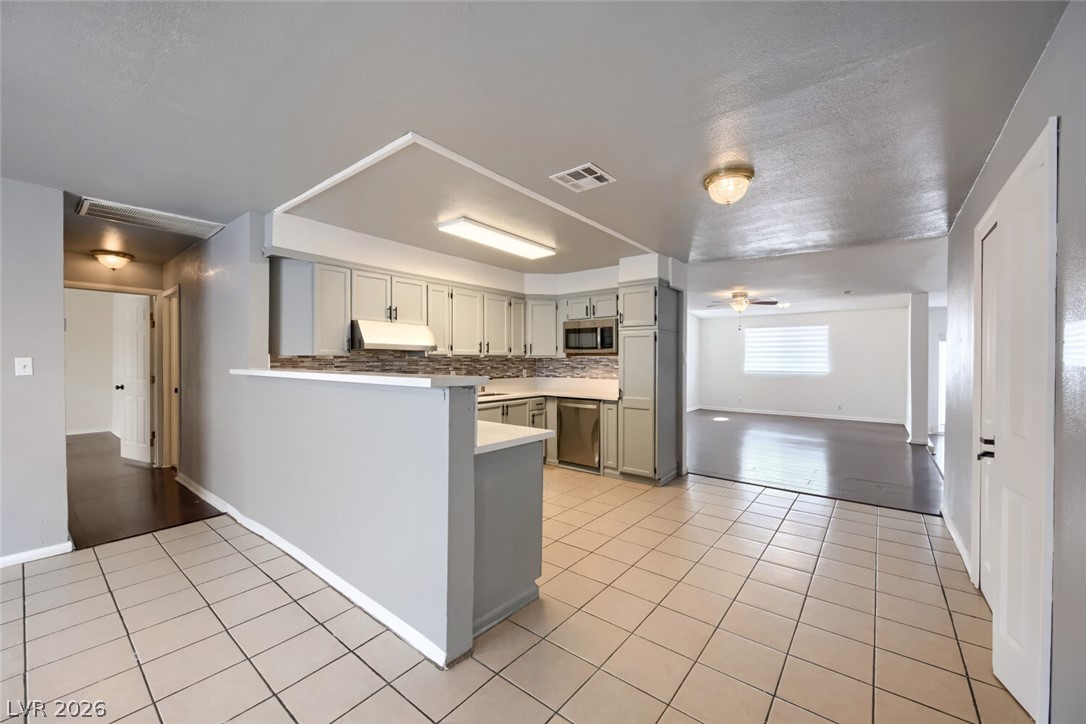 6512 Evergreen Avenue Property Photo 8