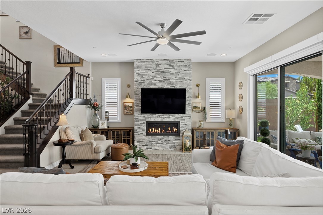 2159 County Down Lane Property Photo 5