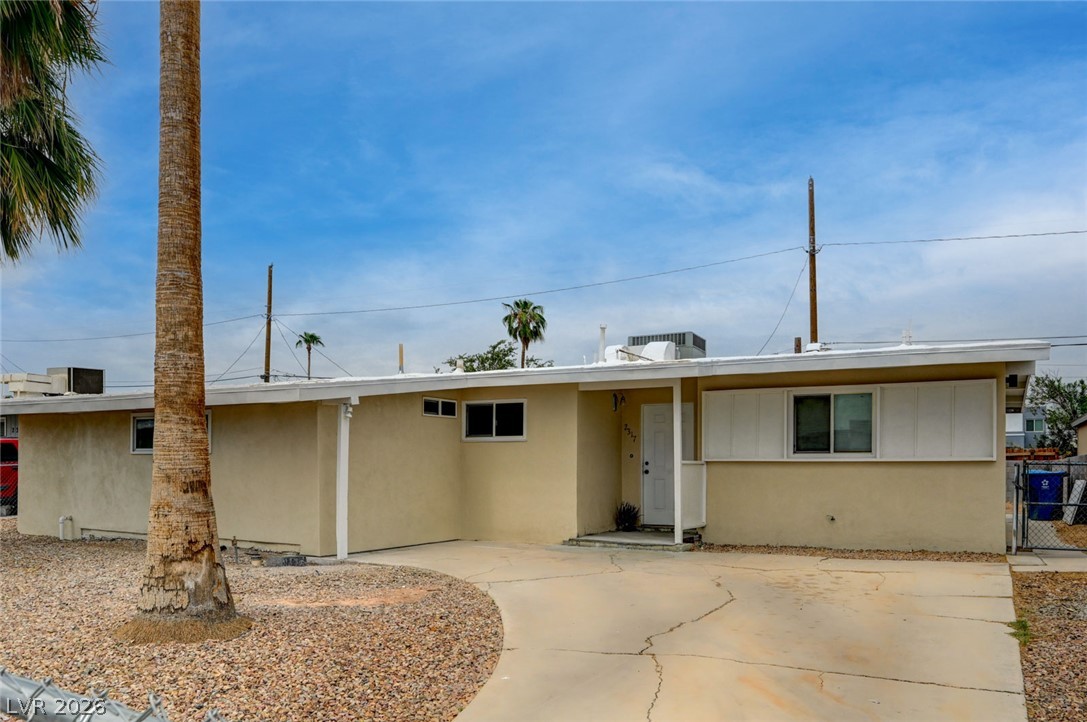 2317 Howard Drive Property Photo 2