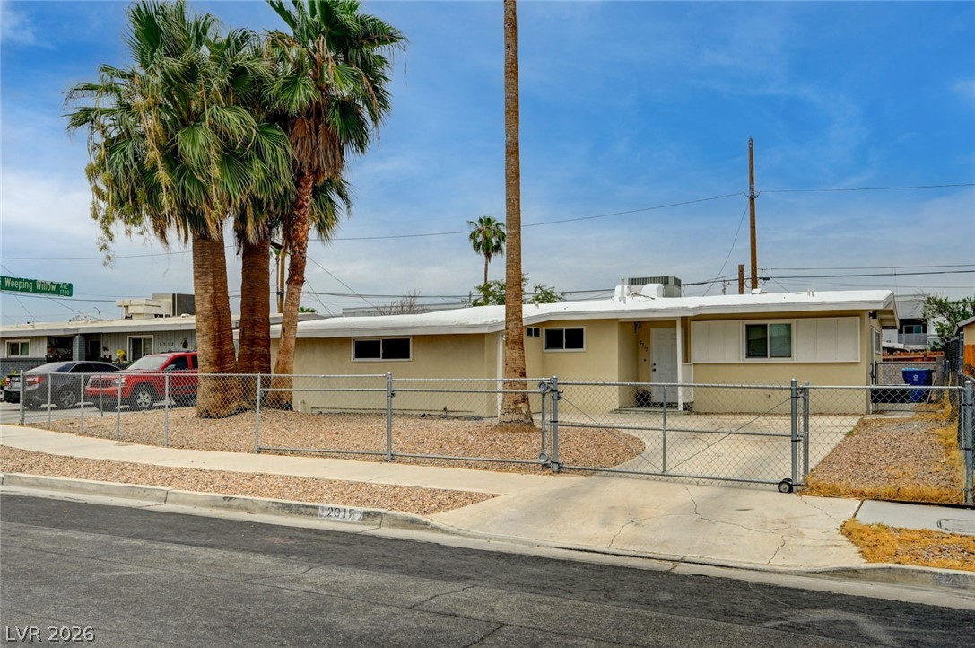 2317 Howard Drive Property Photo 5