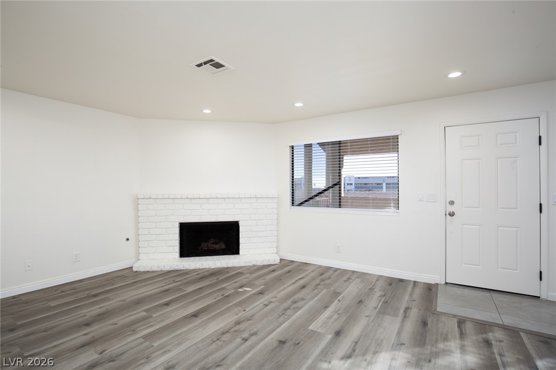 737 Rock Springs Drive 201 Property Photo 4