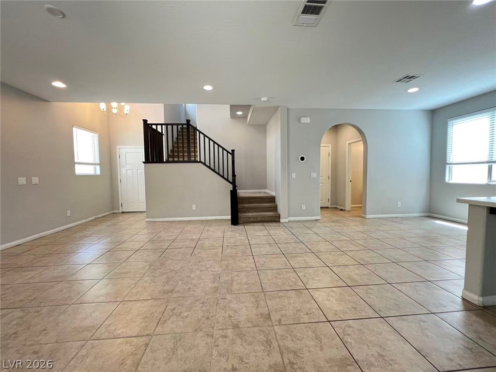 83 Greenpoint View Street Property Photo 7