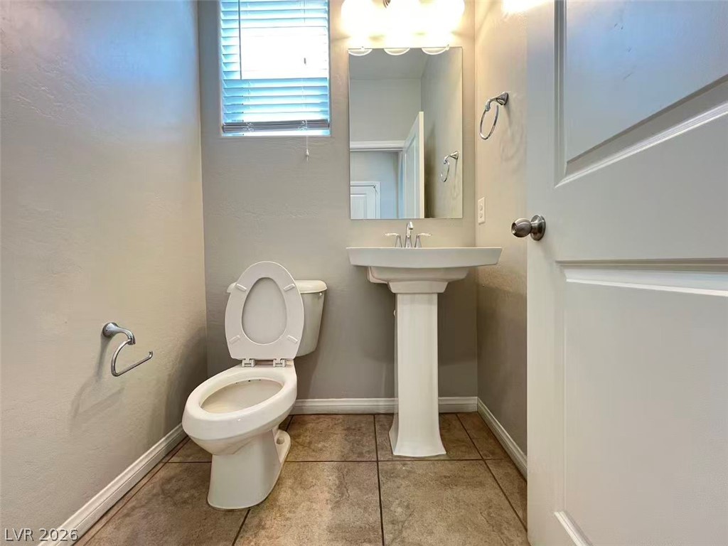 83 Greenpoint View Street Property Photo 9