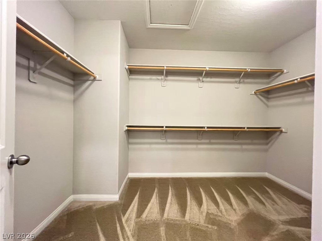 83 Greenpoint View Street Property Photo 16