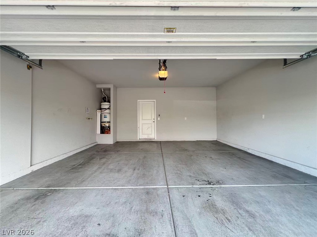 83 Greenpoint View Street Property Photo 25