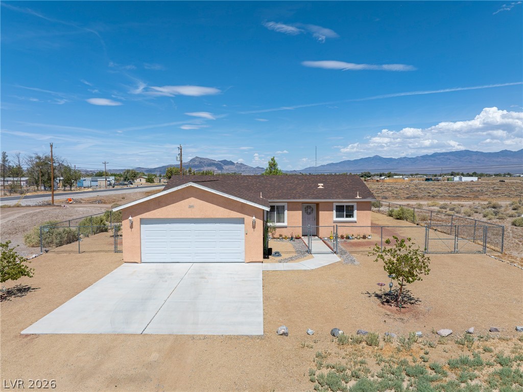 2970 Rio Rico Drive Property Photo 5