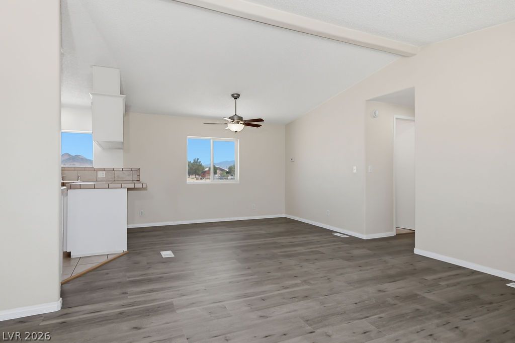 4550 West Horn Road Property Photo 7