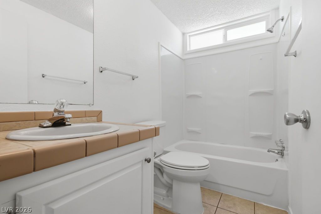 4550 West Horn Road Property Photo 14