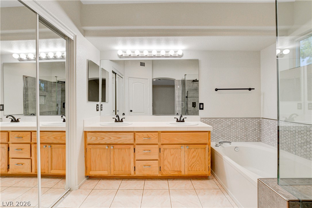 8621 Sierra Cima Lane Property Photo 14