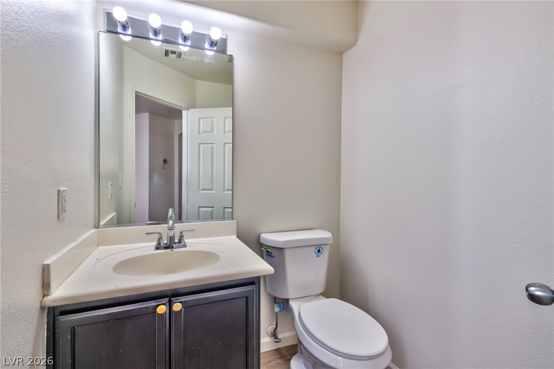 949 Medina De Leon Avenue Property Photo 16
