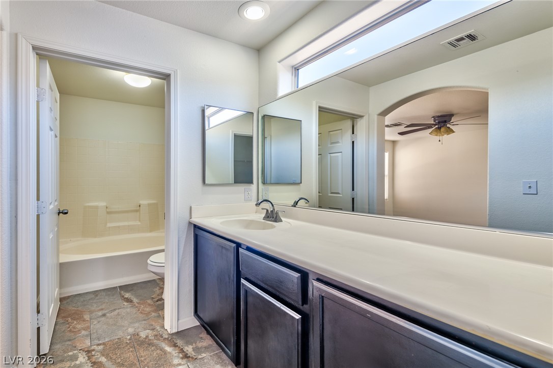 949 Medina De Leon Avenue Property Photo 19
