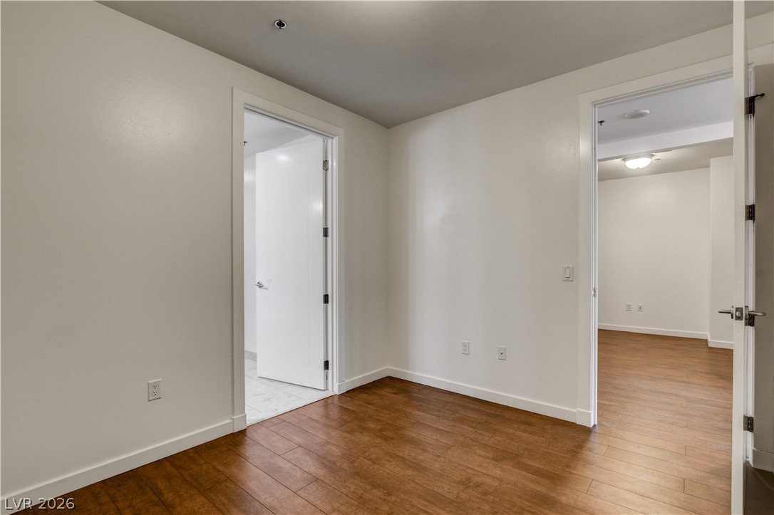 4575 Dean Martin Drive 3007 Property Photo 18
